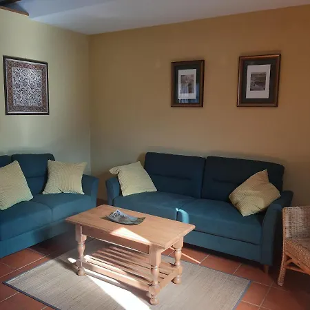 La Roza 12 Gospodarstwo wiejskie Buelles